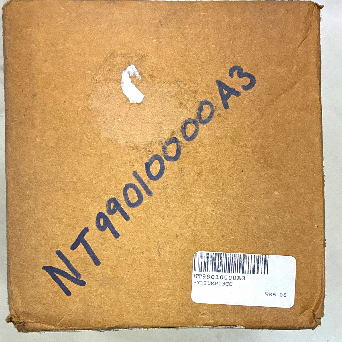 Hydraulic Pump, NT99010000A3, Brown, Lawn Mower Part, 1 Pack